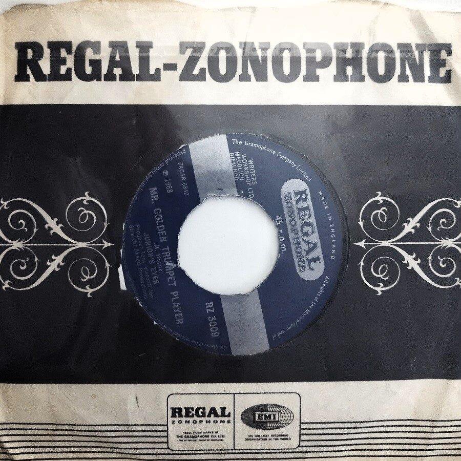 Junior's Eyes - Mr. Golden Trumpet Player (Singles - UK, 1968. ) |